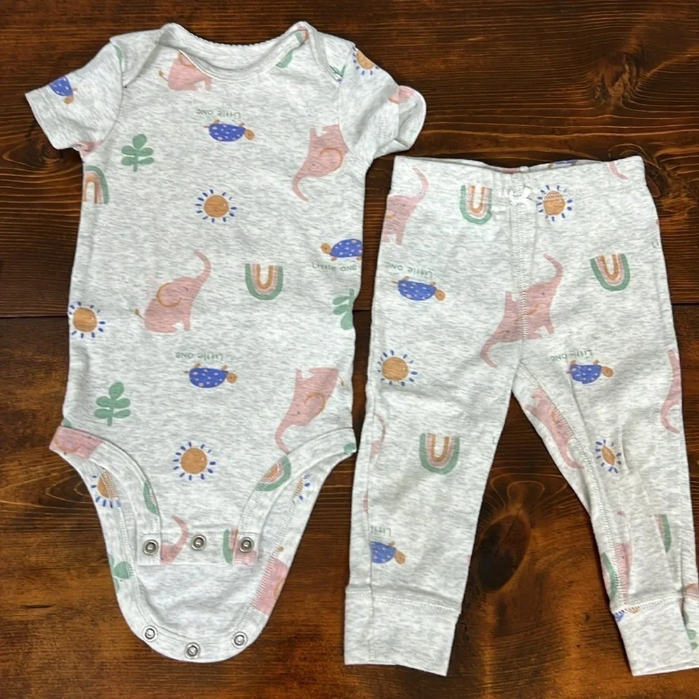 Baby Girl Outfit Bundle | 9 Month Size - Picture 4 of 13